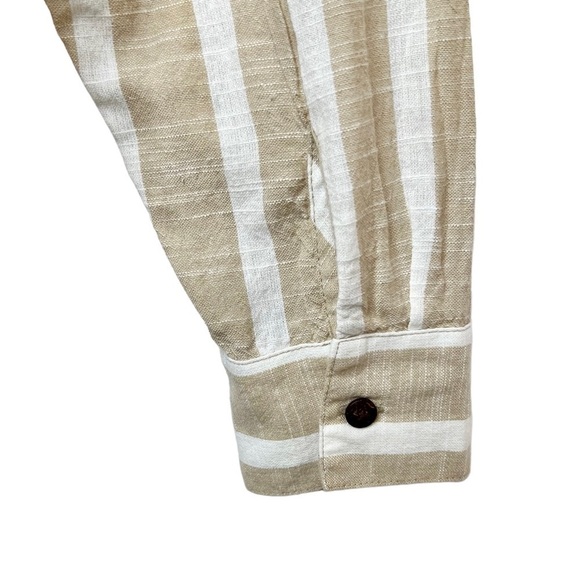 Urban Outfitters Women’s Tan White Striped Button Down Oversized Shirt Sz XS - Picture 11 of 12
